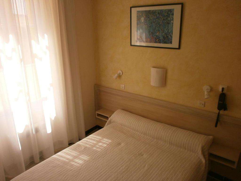 Hotel Du Parc Six-Fours-les-Plages Δωμάτιο φωτογραφία