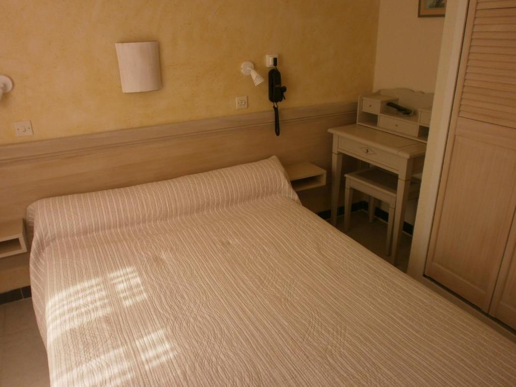 Hotel Du Parc Six-Fours-les-Plages Δωμάτιο φωτογραφία